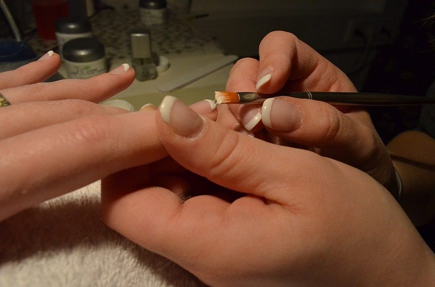 finger nails-nail polish